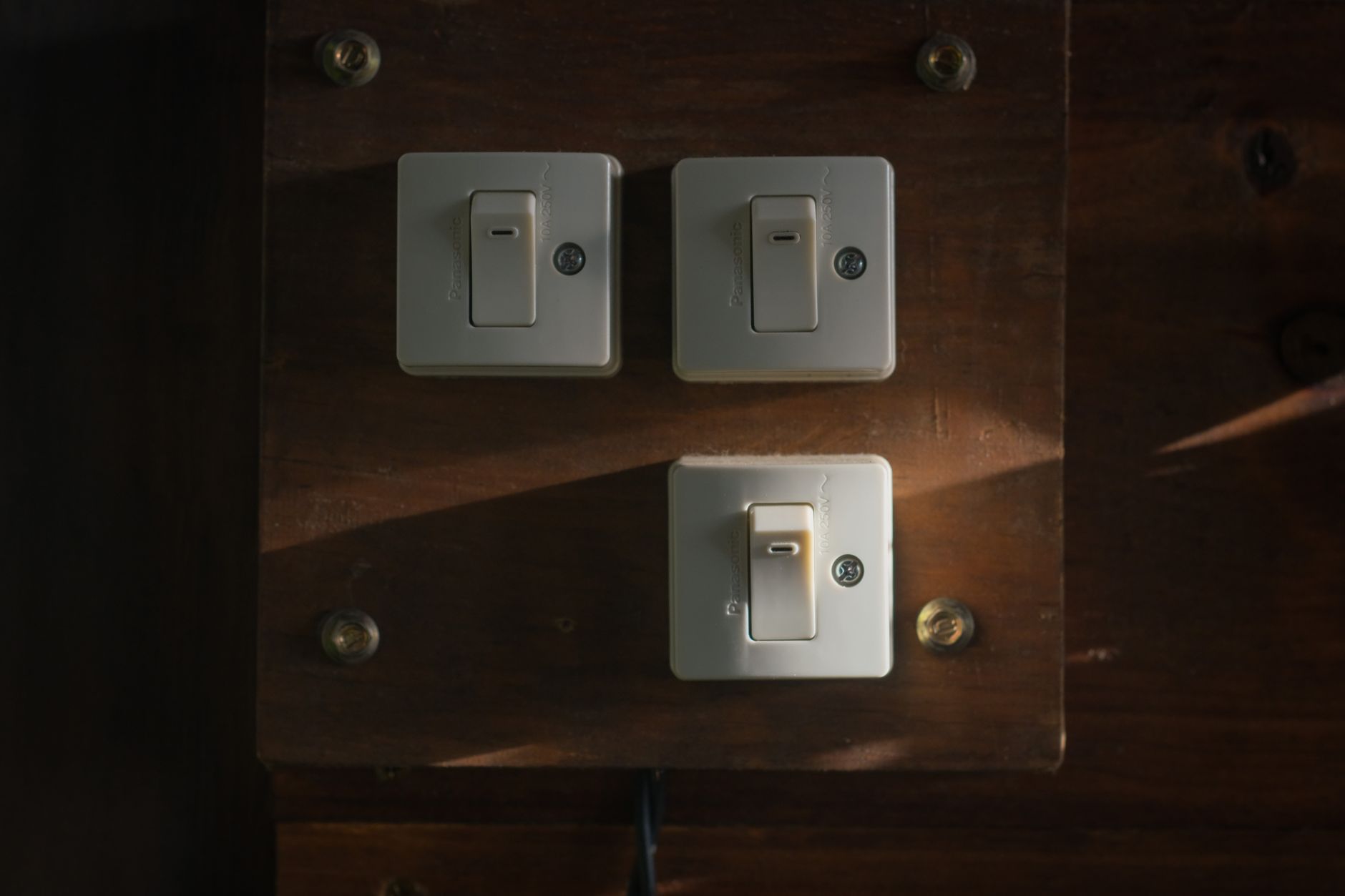 Meter Loop Installation — Sralla's Electric